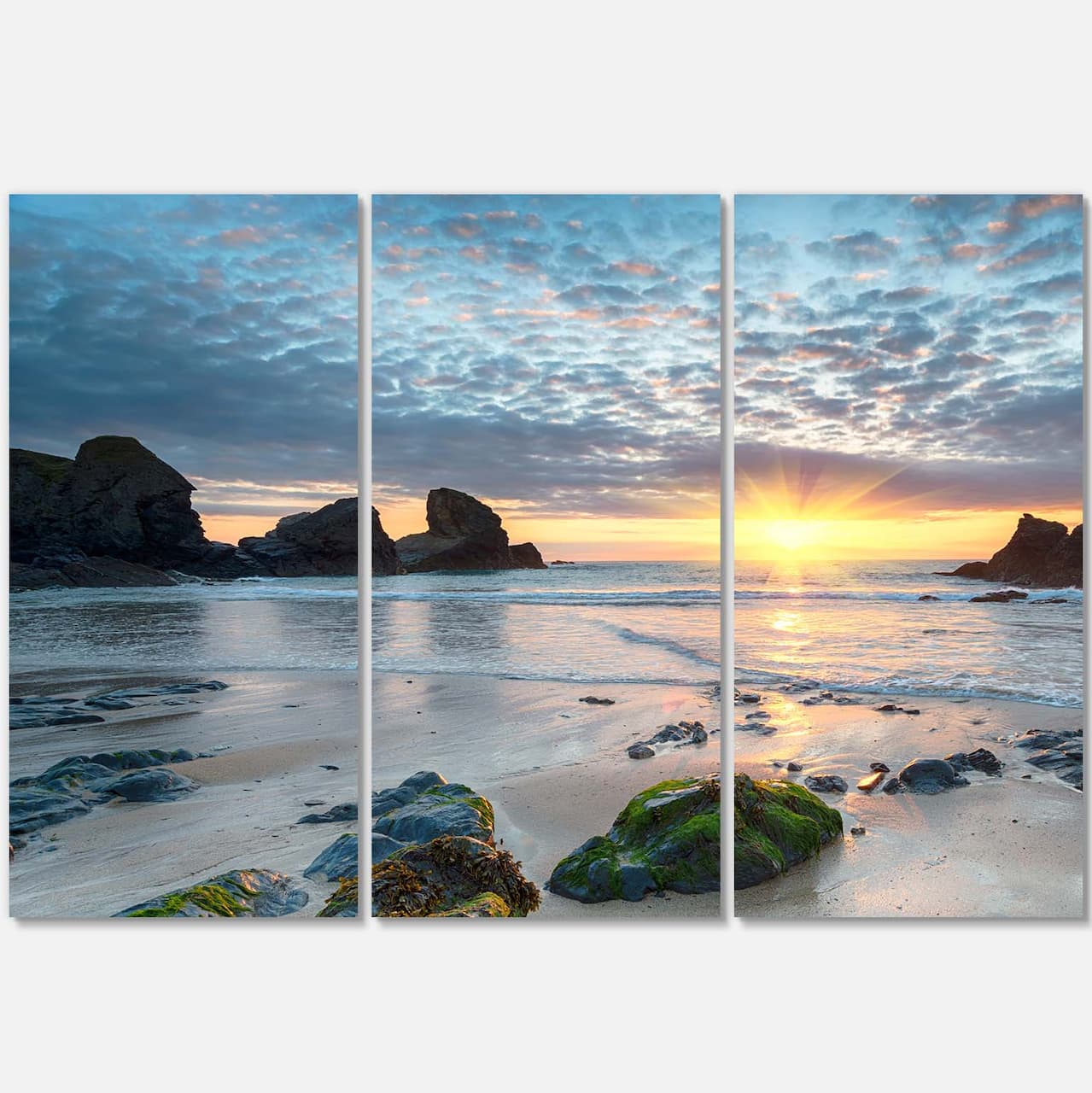 Designart - Beautiful Porthcothan Bay - Large Seashore Canvas Wall Art